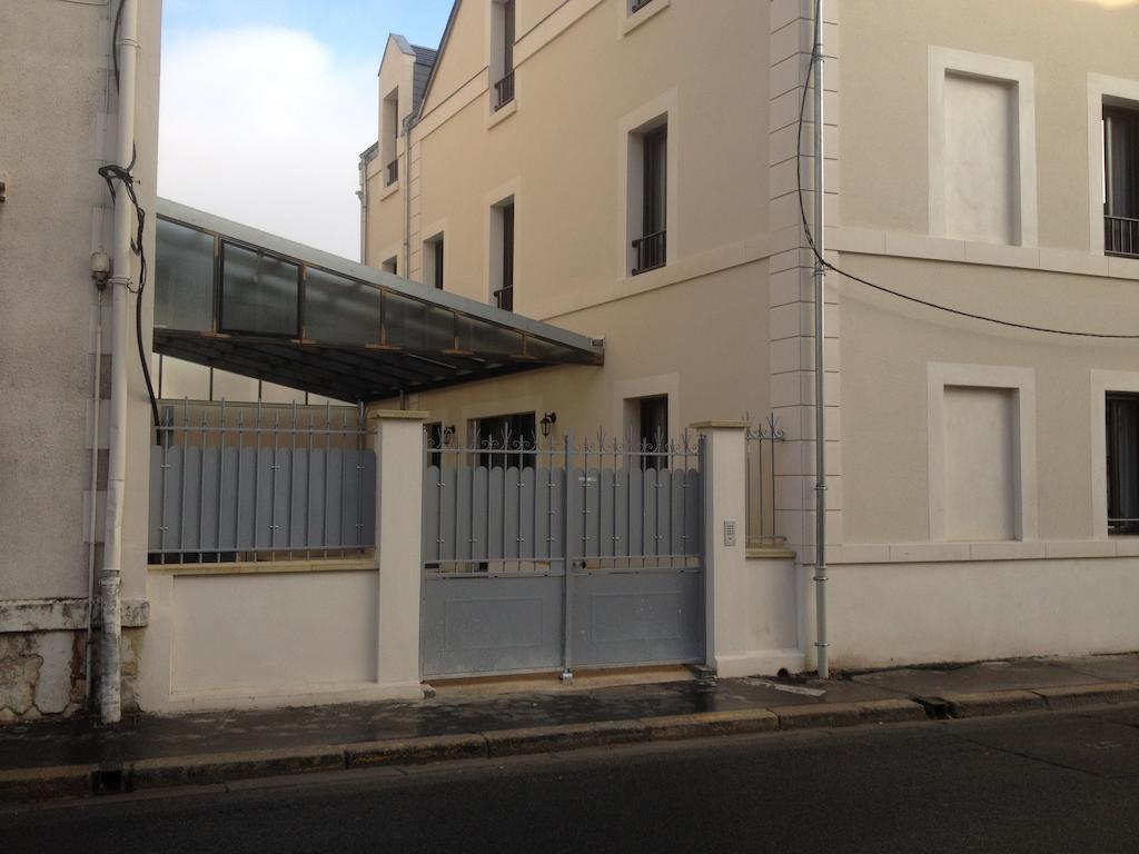 Hotel Rabelais Tours Exterior foto